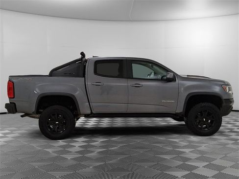 Used 2020 Chevrolet Colorado ZR2 w/ ZR2 Dusk Special Edition image 2