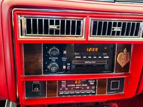 Used 1987 Cadillac Brougham image 20