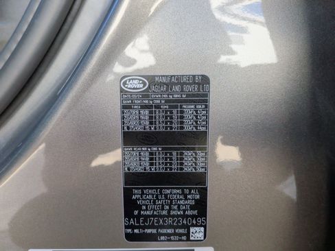 Used 2024 Land Rover Defender 110 S AWD/4WD image 36