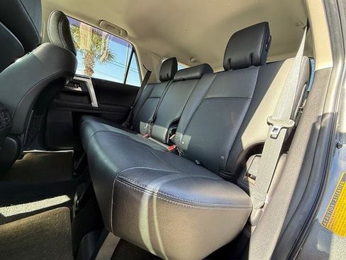 Used 2021 Toyota 4Runner Limited AWD/4WD image 12