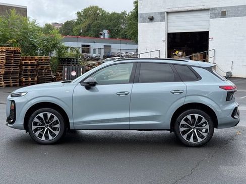 New 2026 Audi Q3 quattro 2.0T AWD/4WD image 5