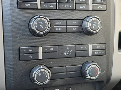 Used 2011 Ford F150 XLT w/ XLT Chrome Pkg image 24