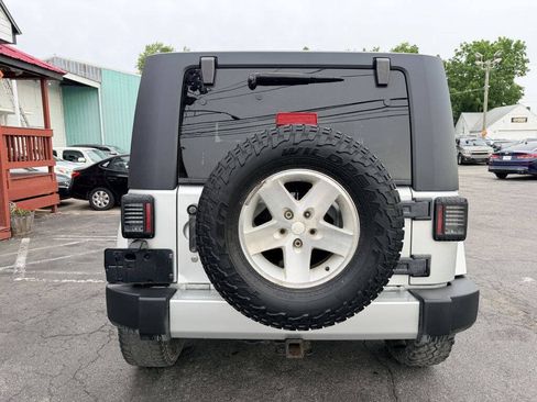 Used 2008 Jeep Wrangler Sahara w/ PWR Convenience Group AWD/4WD image 4
