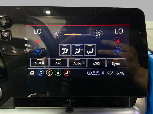 Used 2022 Chevrolet Corvette Stingray 3LT w/ Z51 Performance Package image 41