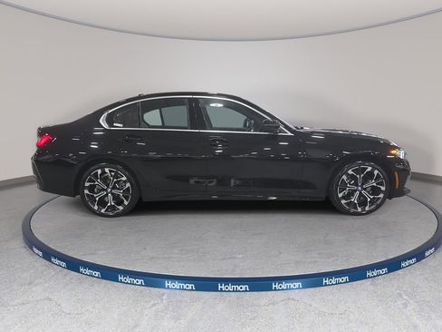 Used 2026 BMW 330i Sedan w/ Convenience Package RWD image 5