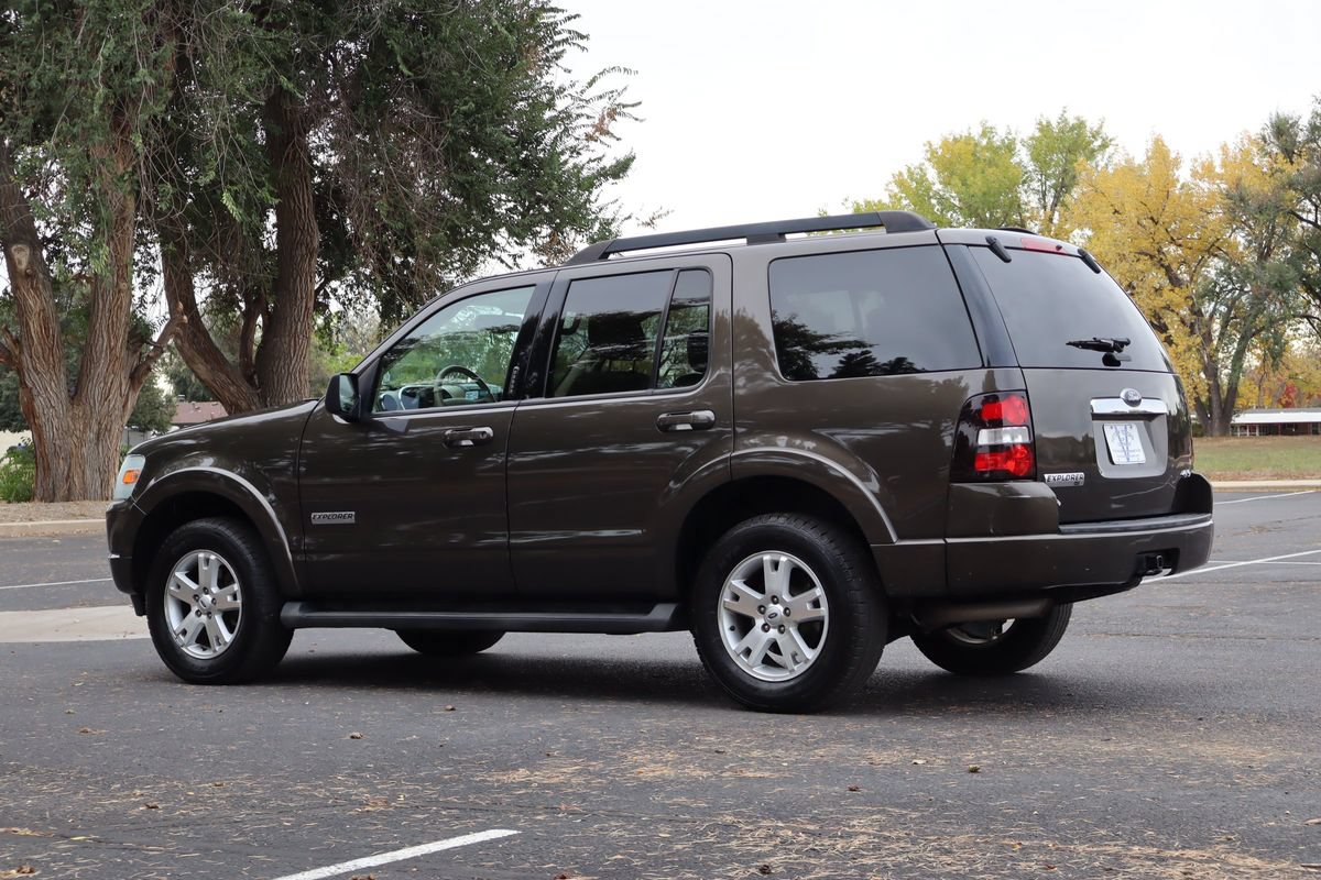 Used 2008 Ford Explorer XLT AWD/4WD image 7