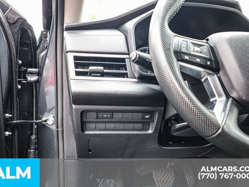 Used 2025 Mitsubishi Outlander SE FWD image 25