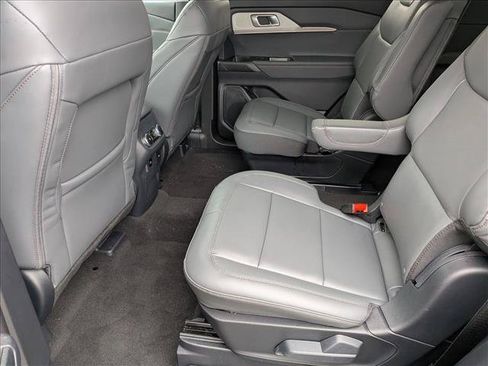 New 2026 Ford Explorer Active w/ Active Comfort Package AWD/4WD image 15