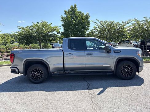 Used 2021 GMC Sierra 1500 Elevation w/ X31 Off-Road Package AWD/4WD image 9