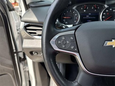 Used 2021 Chevrolet Traverse LT w/ LT Premium Package image 22