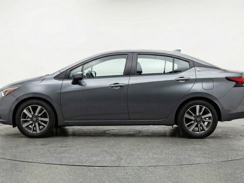 Used 2025 Nissan Versa SV image 5