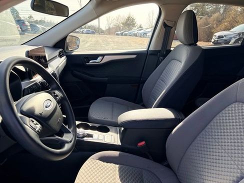 Used 2020 Ford Escape SE FWD image 6