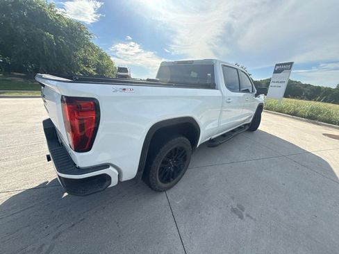 Used 2023 GMC Sierra 1500 Elevation w/ X31 Off-Road Package AWD/4WD image 4