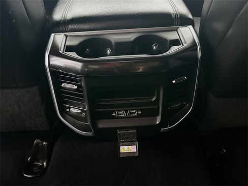 Used 2020 RAM 3500 Laramie w/ Night Edition image 22