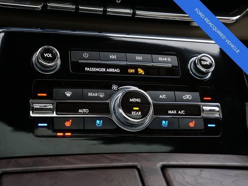 Used 2024 Lincoln Navigator L Reserve image 24