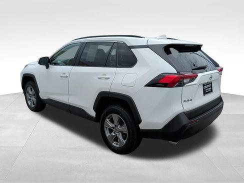 Used 2024 Toyota RAV4 XLE FWD image 8