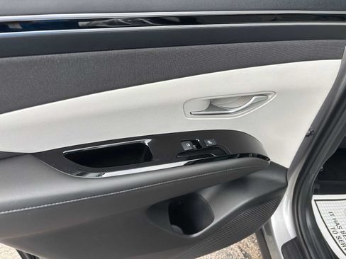Used 2023 Hyundai Tucson Limited AWD/4WD image 14