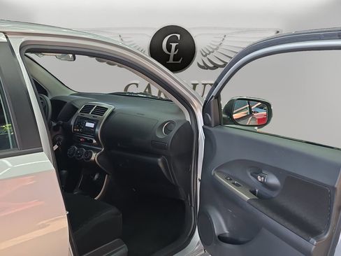 Used 2012 Scion xD FWD image 22