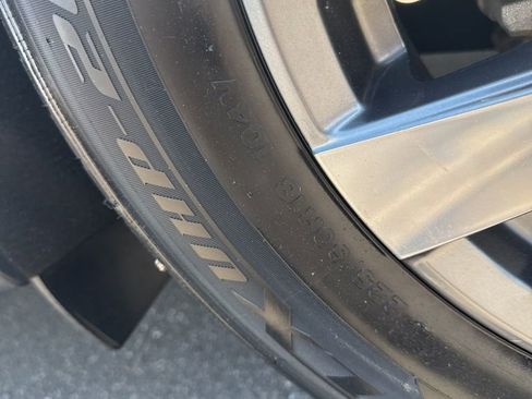 Used 2022 Chevrolet Equinox Premier FWD image 35