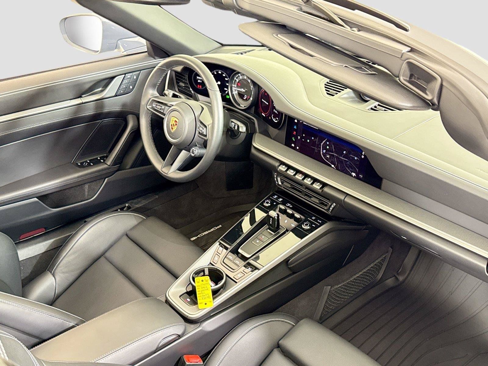 Used 2024 Porsche 911 AWD/4WD image 29