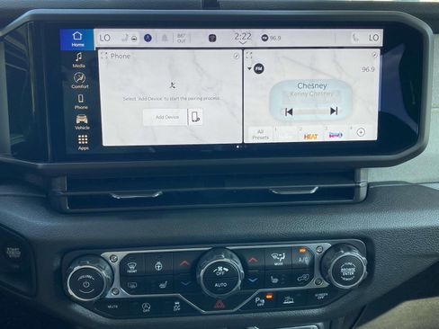 New 2025 Jeep Gladiator Sport image 25