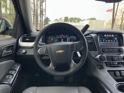 Used 2017 Chevrolet Tahoe LT image 17