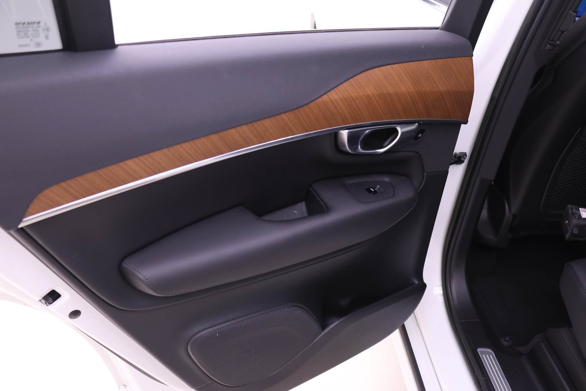 Certified 2023 Volvo XC90 B6 Plus w/ Protection Package Premier AWD/4WD image 23