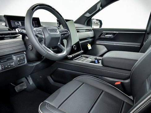 New 2025 GMC Sierra EV Denali image 9