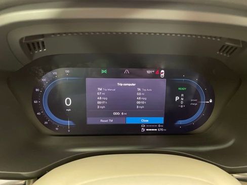 Certified 2024 Volvo XC60 T8 Plus w/ Protection Package image 20