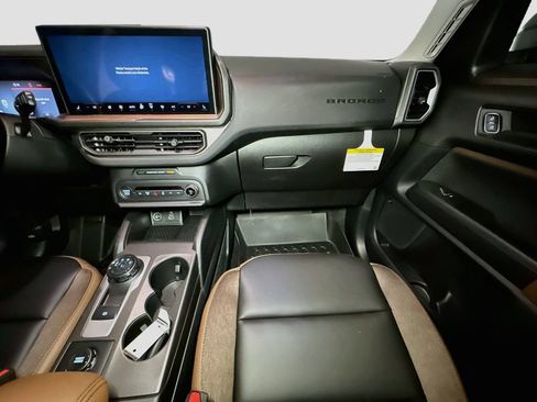 New 2026 Ford Bronco Sport Outer Banks w/ Outer Banks Tech Package+ AWD/4WD image 28