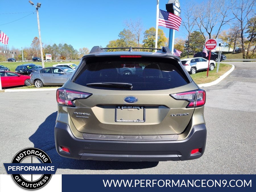 Used 2025 Subaru Outback Premium AWD/4WD image 5