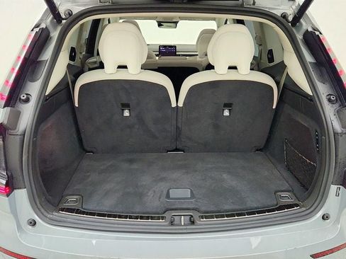 Used 2025 Volvo EX90 Ultra AWD/4WD image 21