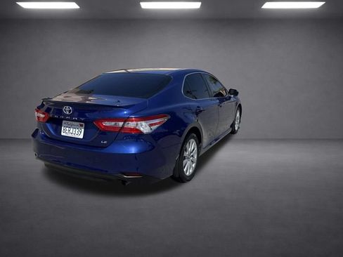 Used 2018 Toyota Camry LE FWD image 24