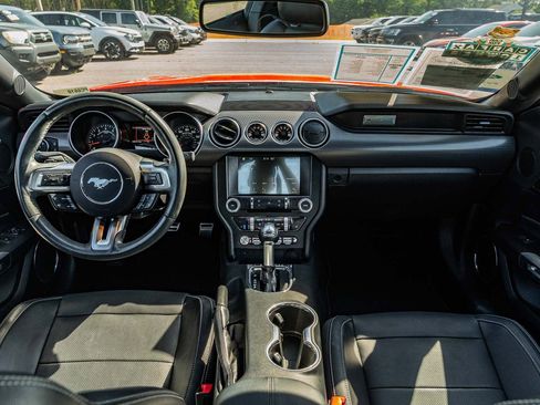 Used 2018 Ford Mustang GT Premium w/ GT Performance Package RWD image 26