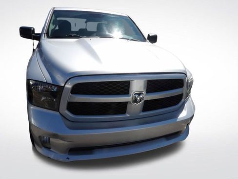 Used 2014 RAM 1500 Express RWD image 2