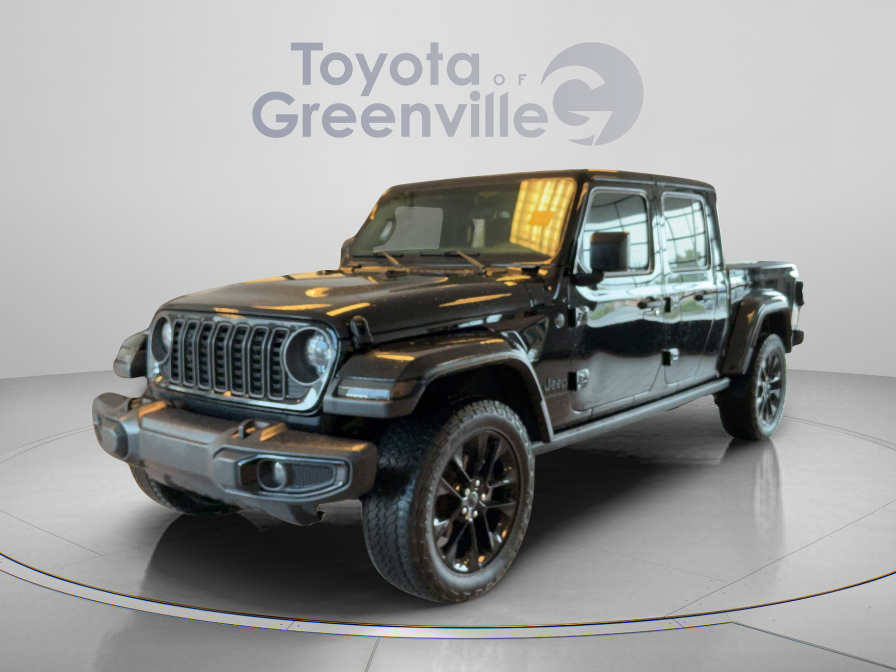 Used 2025 Jeep Gladiator Sport AWD/4WD image 1
