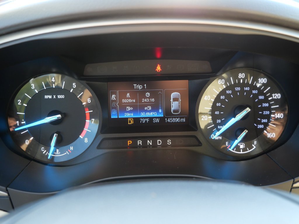 Used 2014 Ford Fusion SE w/ Equipment Group 202A FWD image 22