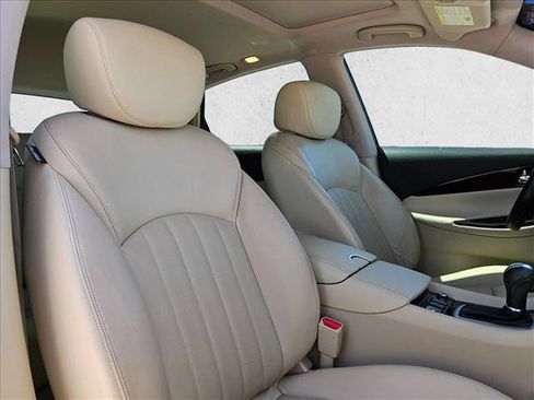 Used 2016 INFINITI QX50 2WD w/ Premium Plus Package image 22