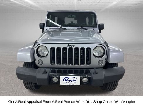 Used 2014 Jeep Wrangler Unlimited Sahara AWD/4WD image 5