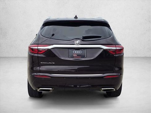 Used 2020 Buick Enclave Avenir w/ Avenir Technology Package FWD image 6