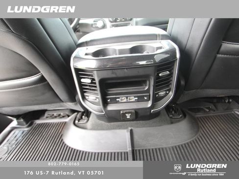 Used 2022 RAM 1500 Laramie AWD/4WD image 6