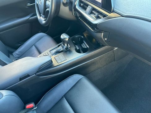 Certified 2023 Lexus UX 250h F Sport w/ Accessory Package (Z2) image 31