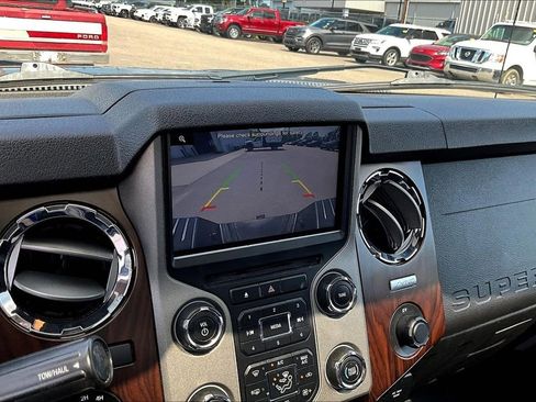Used 2016 Ford F350 Lariat w/ Lariat Ultimate Package AWD/4WD image 17