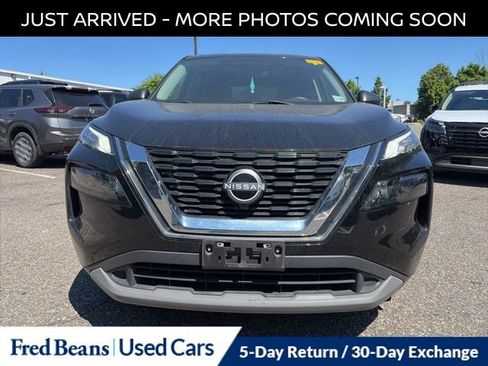 Certified 2023 Nissan Rogue S AWD/4WD image 2