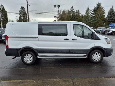 Used 2024 Ford Transit 250 Low Roof w/ Exterior Upgrade Package image 4