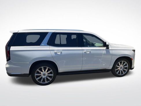 Used 2022 Cadillac Escalade Premium Luxury Platinum w/ Heavy-Duty Trailer Package AWD/4WD image 5