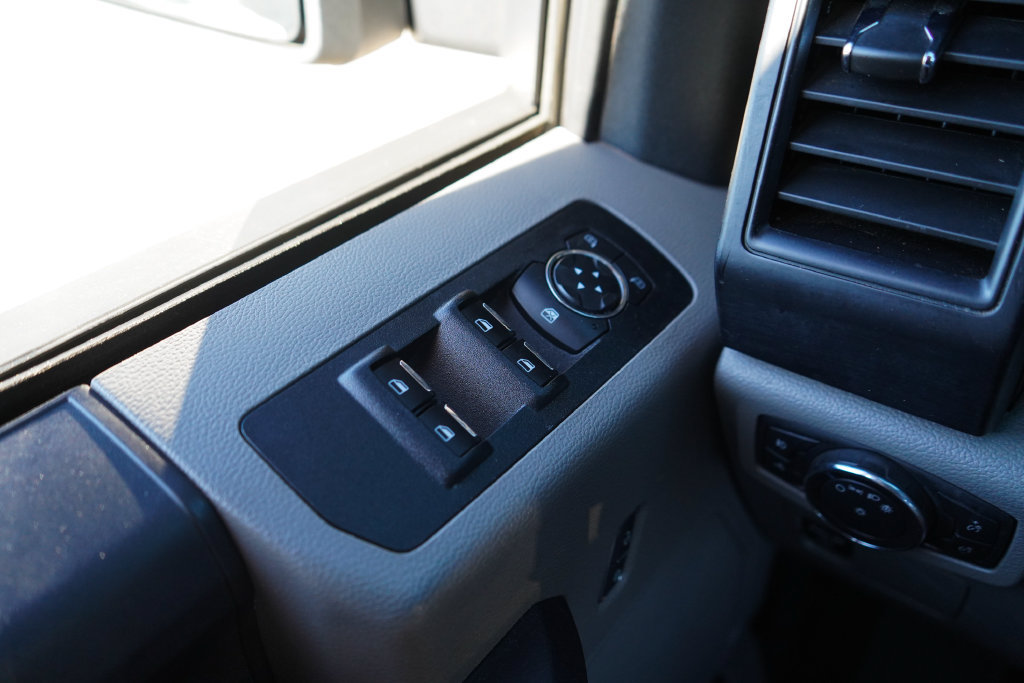Used 2018 Ford F150 XL w/ Equipment Group 101A Mid RWD image 31