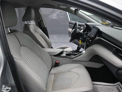 Used 2022 Toyota Camry SE AWD/4WD image 28