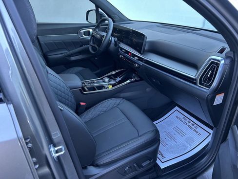 Used 2026 Kia Sorento SX Prestige image 14