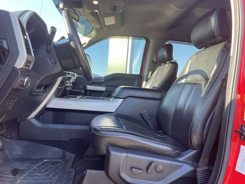 Used 2020 Ford F350 Lariat w/ Lariat Ultimate Package image 12